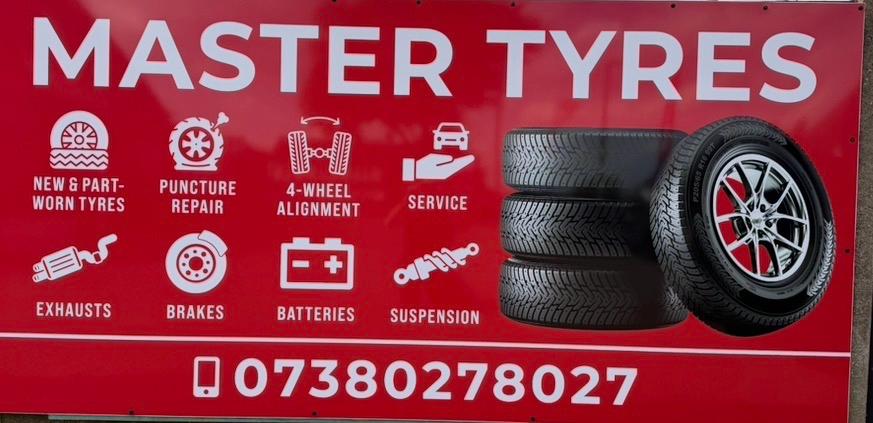 Master Tyre signage